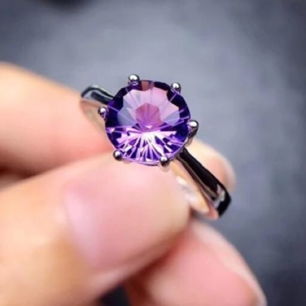 Solitaire Amethyst Hexagonal Sterling Silver - Picture 8 of 10